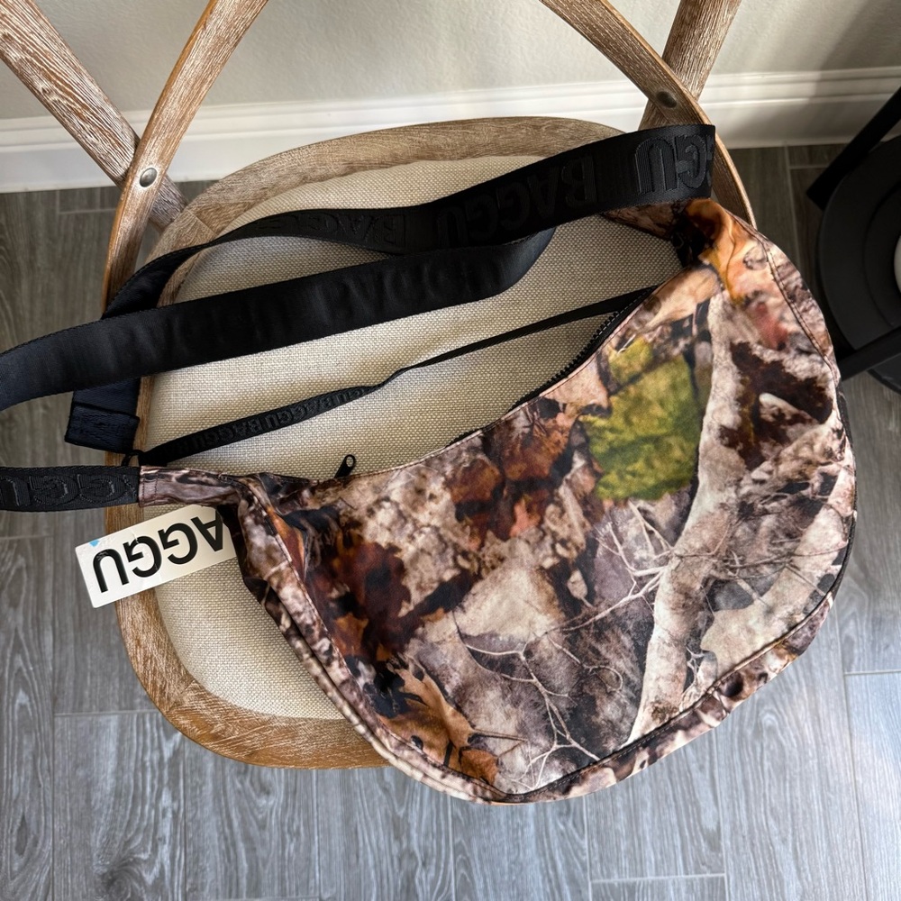Baggu nylon crescent bag photo forest camo - Picture 3 of 4